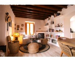 Única finca rústica en Coín con casa de invitados y encantadoras casas de madera