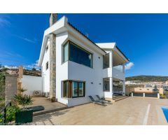 Chalet independiente con espectaculares vistas al mar – Santangelo Norte, Benalmádena