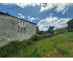 Descubre el Encanto de Galicia: Casa de Piedra con Finca en Purreira, Friol