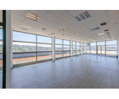 Oficinas en Alquiler en Someso, Matogrande