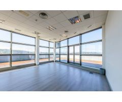 Oficinas en Alquiler en Someso, Matogrande