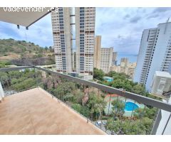 PISO ULTIMO O ÁTICO CON URB. (PISCINA, APARCAMIENTO, ETC) EN RINCON DE LOIX DE BENIDORM