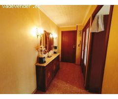 PISO DE 4 DORM., BAÑO, ASEO Y DOS GRANDES PATIOS EN AVD. ONIL DE CASTALLA
