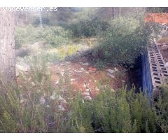 TERRENO RUSTICO CON AGUA Y LUZ A PIE DE PARCELA Y CON URBANIZACIÓN EN EL ESTEPAR DE ALCOY