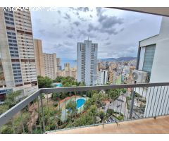 ÚLTIMO PISO REFORMADO CON URBANIZACIÓN Y VISTAS AL MAR, PLAYA LEVANTE EN BENIDORM