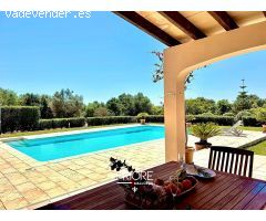 Confortable Villa con gran jardín y piscina privada lista para el verano