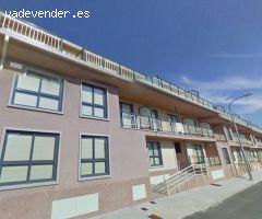 Fantástica vivienda en primera planta con terraza en venta en Aguiño.