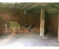 LOCAL COMERCIAL EN BRUTO EN ZONA DE ARROYO DEL MORO