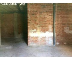 LOCAL COMERCIAL EN BRUTO EN ZONA DE ARROYO DEL MORO