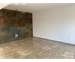 Casa Adosada con Piscina Privada en El Higuerón