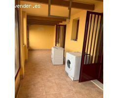 Casa Adosada con Piscina Privada en El Higuerón