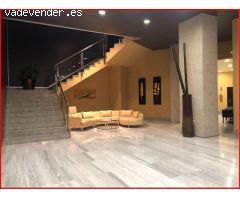 Piso señorial en Edificio Residencial Center con garaje amplio