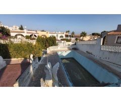 CHALET EN TORREVIEJA