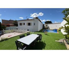 CHALET EN LOS BALCONES EN TORREVIEJA( ALICANTE )