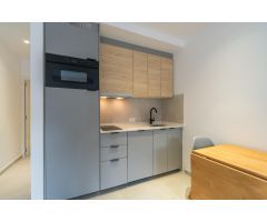 ADOSADO DE 2 DORMITORIOS 1 BAÑO EN VILLAMARTIN ( ORIHUELA COSTA )