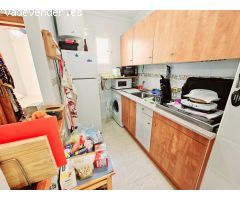 ÁTICO EN EL CENTRO DE TORREVIEJA. 2 DORM. 1 BAÑO. 53 M2. PLAYA A 650 METROS.