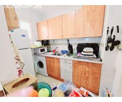 ÁTICO EN EL CENTRO DE TORREVIEJA. 2 DORM. 1 BAÑO. 53 M2. PLAYA A 650 METROS.