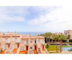 SE ALQUILA POR TEMPORADA APARTAMENTO CON VISTAS AL MAR DE 2 DORMITORIOS 2 BAÑOS EN TORREVIEJA