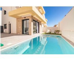 VILLA DE 3 DORMITORIOS 2 BAÑOS EN LOS MONTESINOS ( ALICANTE )