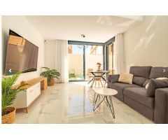 VILLA DE 3 DORMITORIOS 2 BAÑOS EN LOS MONTESINOS ( ALICANTE )