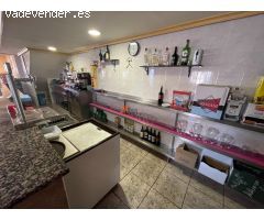Bar-Restaurant en funcionamiento más vivienda arriba con 476 m2 en total, en Pilar de Jaravía, Pulpí