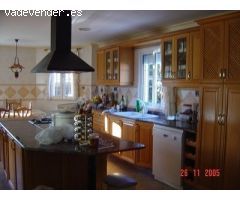 ESPECTACULAR CHALET INDEPENDIENTE