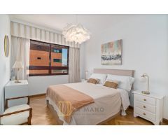 ESPECTACULAR VIVIENDA CON VISTAS PANORÁMICAS, GARAJE DOBLE Y PISCINA