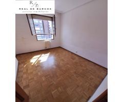 Piso en alquiler zona Pajarillos.