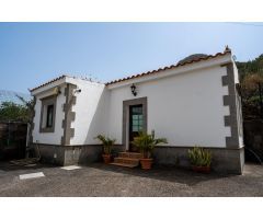 Villa en Vega de San Mateo
