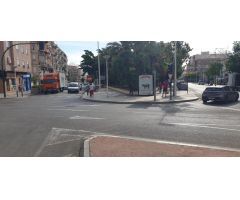 LOCAL DE 193 METROS