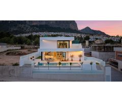 Villa en Venta en Polope, Alicante