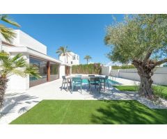Villa en Venta en Avileses, Murcia