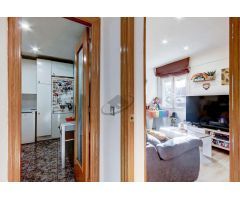 ACOGEDORA VIVIENDA EN ZONA TRANQUILA EN FINCA REFORMADA CON ASCENSOR .