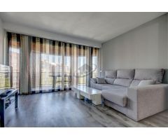 AMPLIO PISO CON GRAN BALCÓN EN FINCA SEMINUEVA CON PISCINA.  INCLUYE PLAZA DE APARCAMIENTO EN FINCA.
