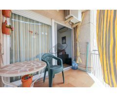 ÁTICO CON AMPLIO BALCÓN EN FINCA JOVEN . SOLEADO Y CON VISTAS DESPEJADAS.  INCLUYE PARKING.