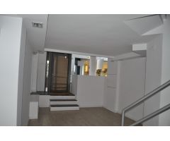 LOCAL COMERCIAL EN ALQUILER EN CALLE PEATONAL