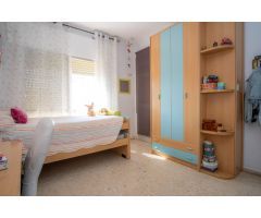 AMPLIO Y LUMINOSO PISO EN VENTA EN ZONA BAHIA BLANCA