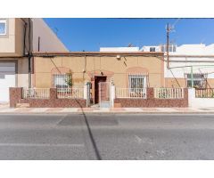 Casa en Venta en Aguadulce Almeria, Almería