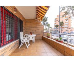 Chalet-Adosado en primera linea de playa.