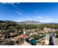 Casa a 4 vientos con piscina con maravillosas vistas a Montserrat