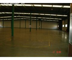 NAVE EN VENTA JUNTO A LA A-92