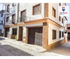 CASA FRENTE COLEGIO EN ZUJAR