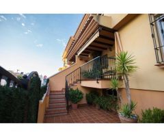 CHALET FANTASTICO EN EL VIAL DE CHURRIANA