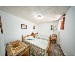 Casa de una planta en La Calahorra – Parque Natural de Sierra Nevada