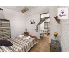 SE ALQUILA BONITA CUEVA PARA LARGA TEMPORADA EN CASTILLÉJAR (GRANADA)