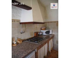 SE ALQUILA BONITA CUEVA PARA LARGA TEMPORADA EN CASTILLÉJAR (GRANADA)