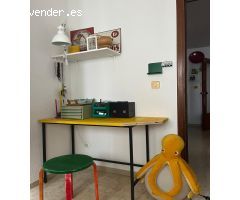 ¡Piso de alquiler ideal para estudiantes en Granada – Zona San Ildefonso!