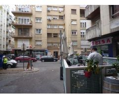LOCAL EN MARTINEZ CAMPOS JUNTO RECOGIDAS