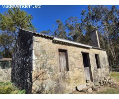 Casa de piedra para reformar con vistas al Val da Mahía – AMES