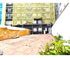 Piso con 100 METROS de TERRAZA xunta a PRAZA ROXA